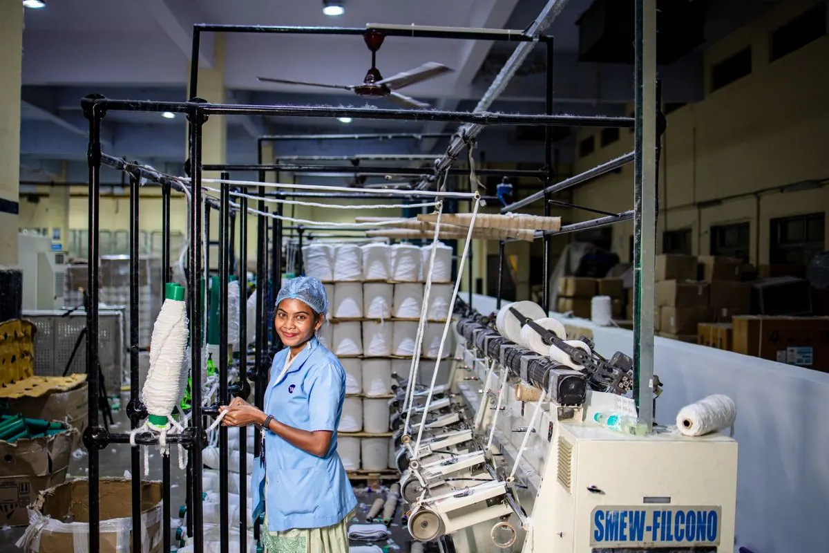 Separates cotton fibre from seed and cleans it ahead of baling.